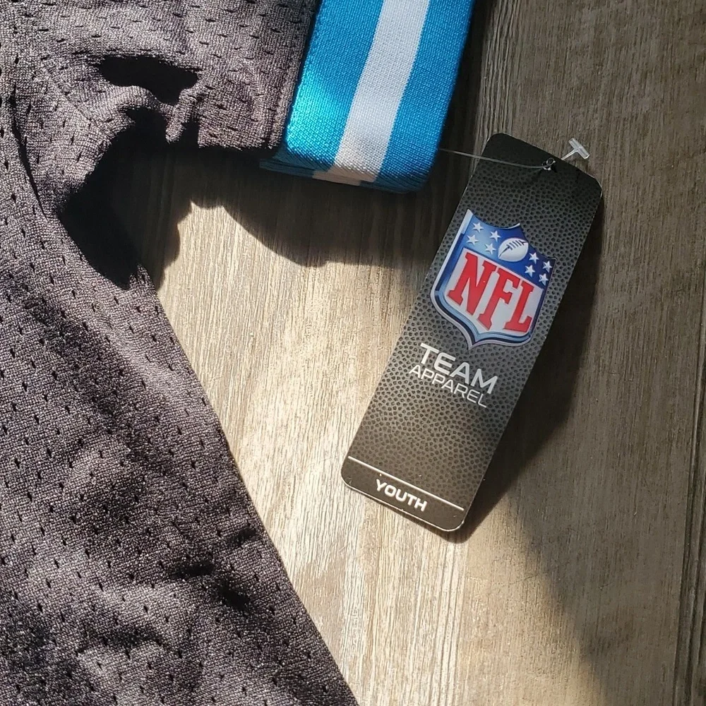 NFL Carolina Panthers Jersey Size Medium 10/12